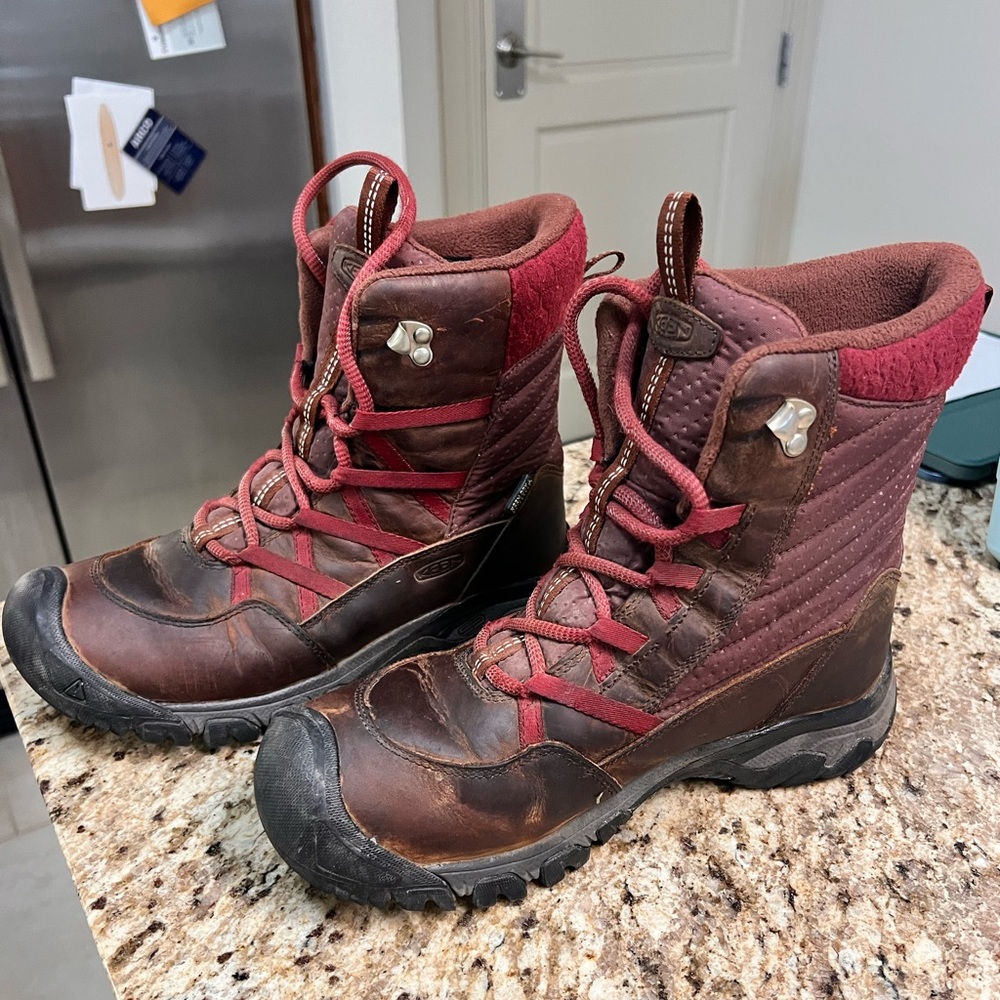 Keen – HooDoo III Waterproof Lace-Up Boot
SHELL/MERLO / Womens 9